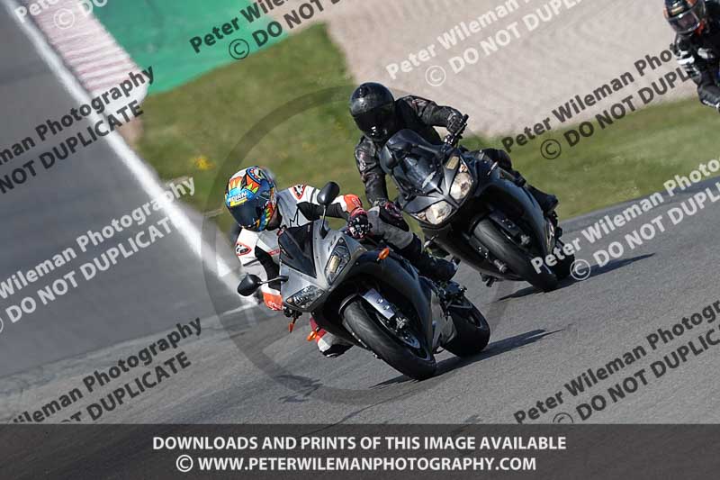 donington no limits trackday;donington park photographs;donington trackday photographs;no limits trackdays;peter wileman photography;trackday digital images;trackday photos